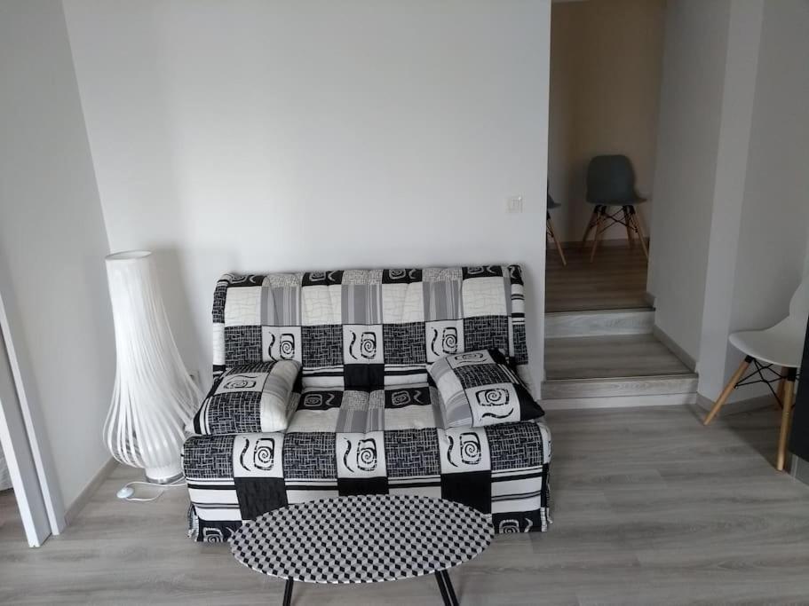 Charmant Appartement T2 Neuf ,Calme Tout Confort. Cases-de-Pene Екстериор снимка